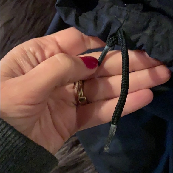 Navy blue Gymnastics windbreaker, front pockets - Picture 8 of 9